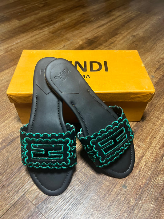 Fendi Slides - Green & Black
