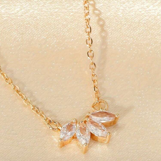 Lilly Pendant