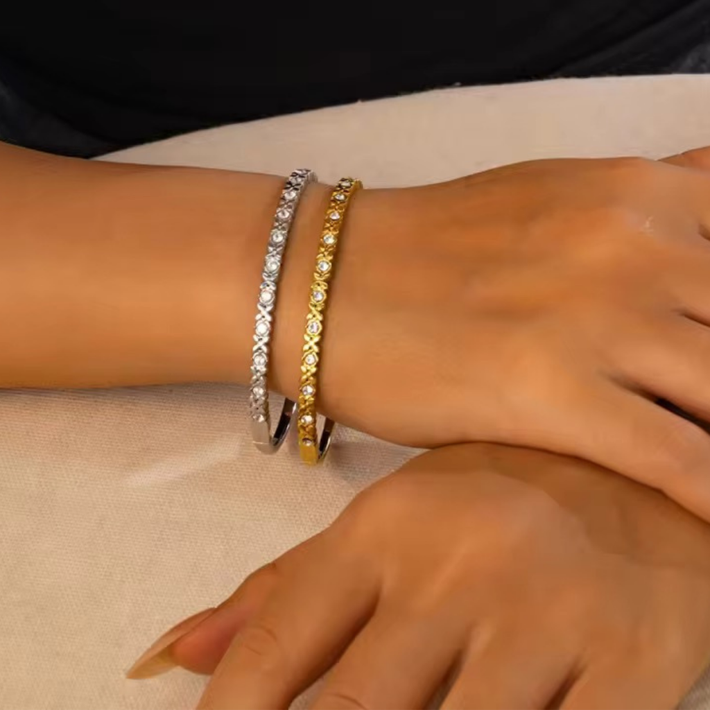 Zaira Bangle