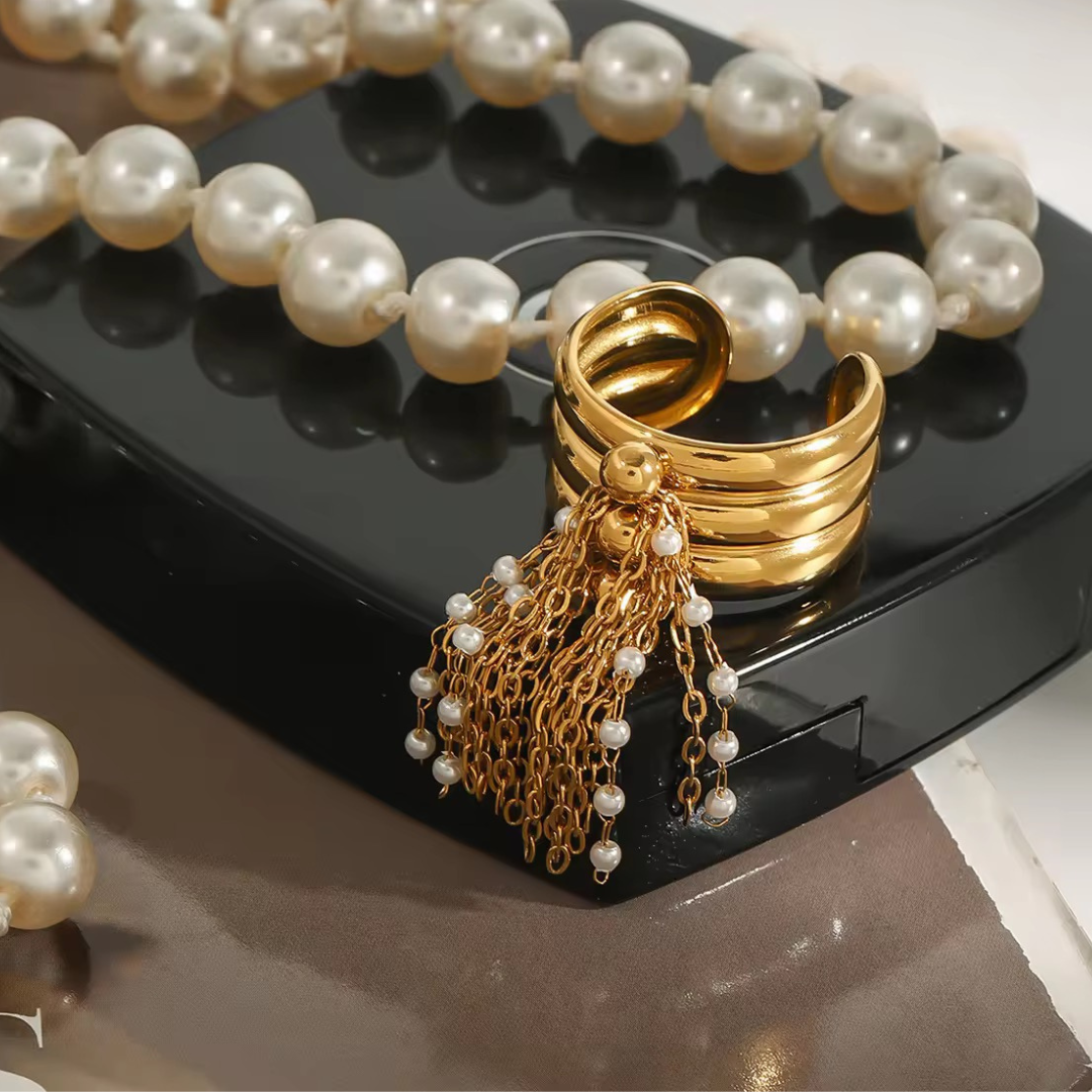 Ember Chain Ring