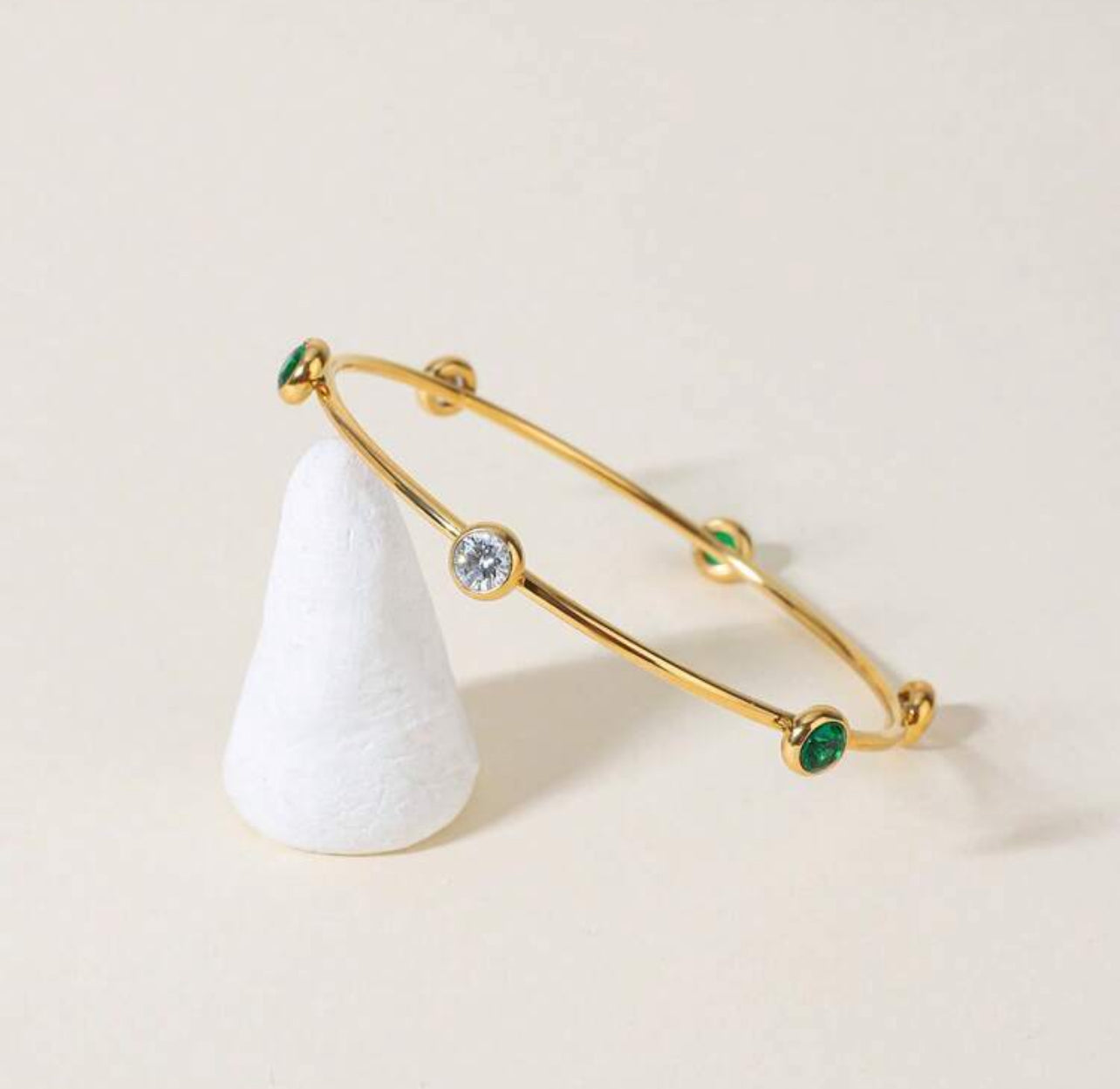 Vouge Bangle