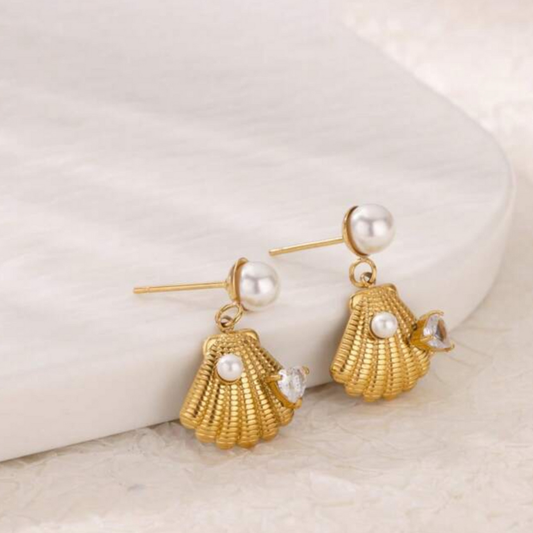 SHELL ZIRCON STUDS