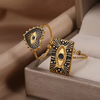 Black Heart Dalia Ring