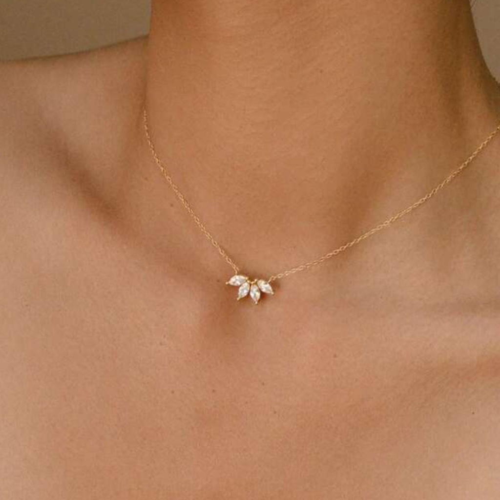 Lilly Pendant