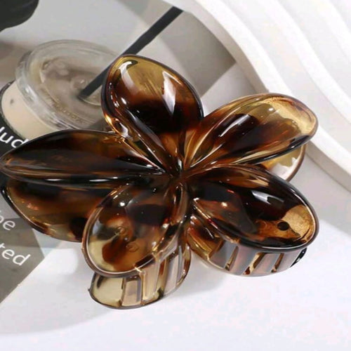 Beach Hair Claw Brown